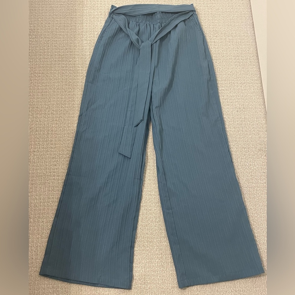 SHEIN Wide Leg Belted Pants